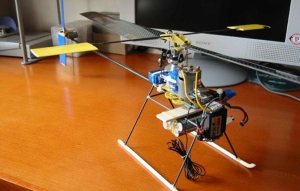 Indoor R-C Helicopters Go DIY, Use Spare Electronics Parts